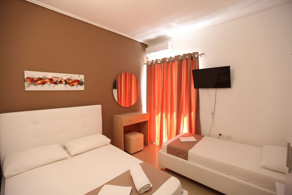 Фото Valmar Hotel