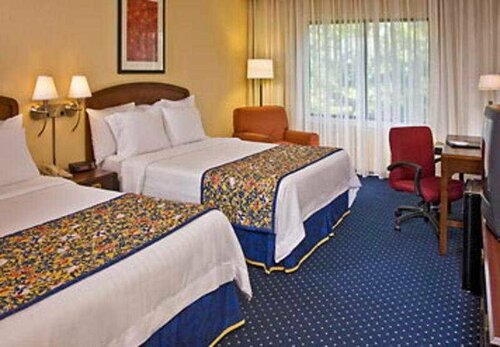 Гостиница Courtyard by Marriott Williamsburg Busch Gardens Area