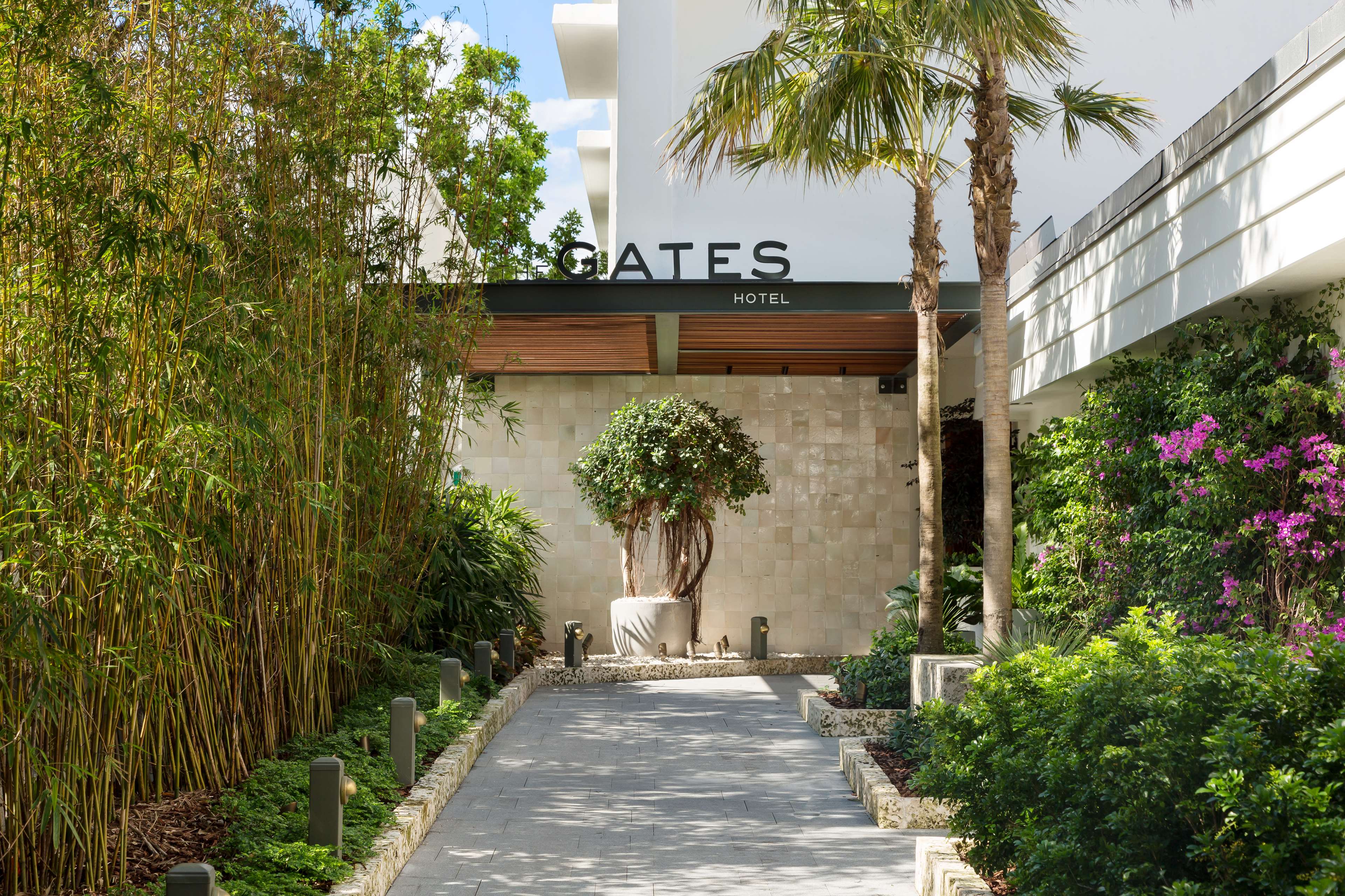 Фото The Gates Hotel South Beach 