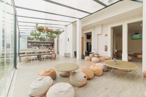 Фото Wot Lisbon Patio - Hostel