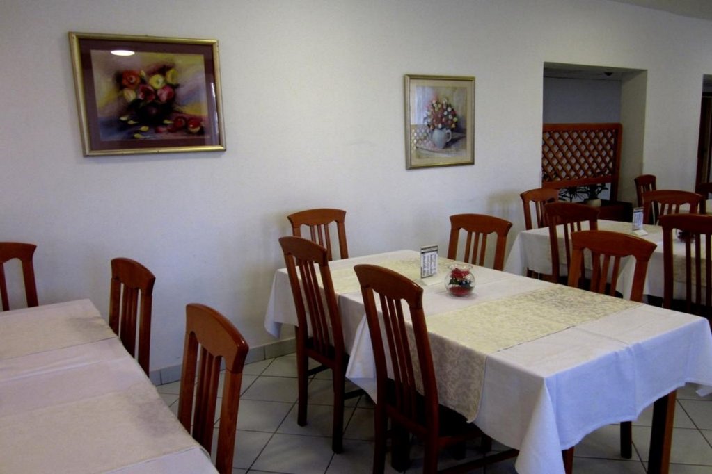 Фото Hotel Dujam