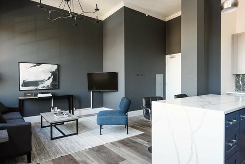 Гостиница Bordeaux - Luxe Lf Square Apts with Rooftop by Zencity