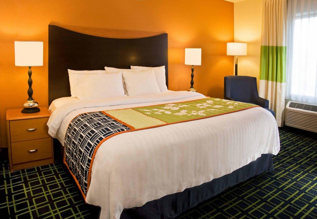 Фото отеля 2