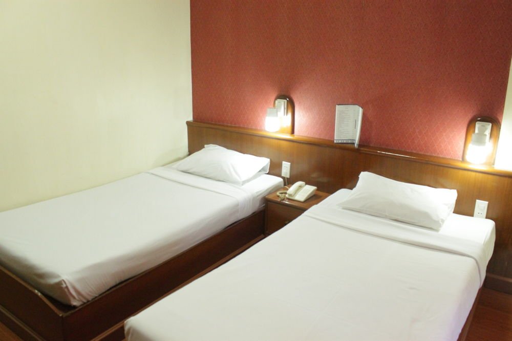 Фото Business Inn At Sukhumvit 11 by Hjz