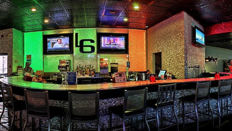 Фото Captain's Quarters Resort