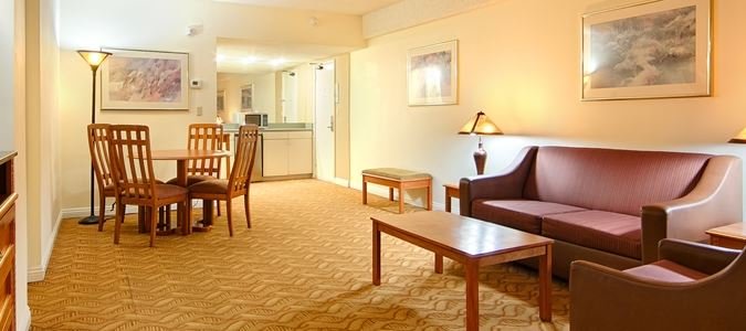 Фото Best Western Plus Thousand Oaks Inn