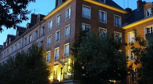 Внешний вид отеля Marguerite в Орлеане, фото 3