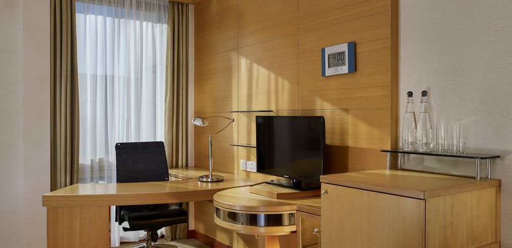 Фото Millennium Gloucester Hotel London Kensington