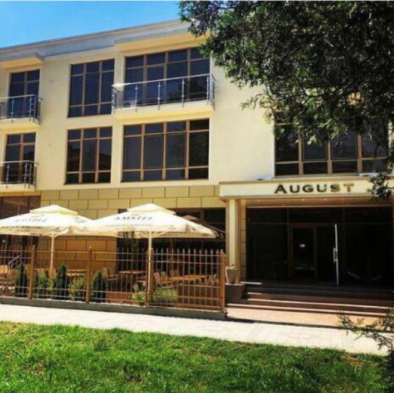 Фото отеля 1