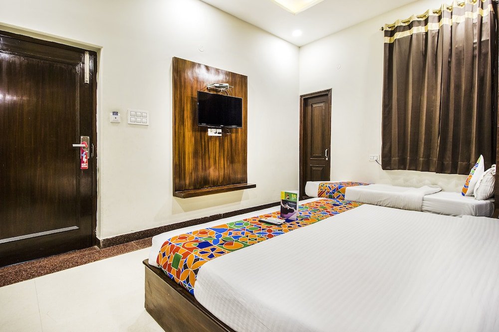 Фото FabHotel Kk Continental