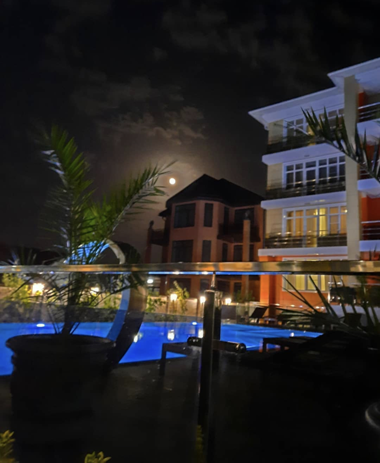 Фото Оранж Сан