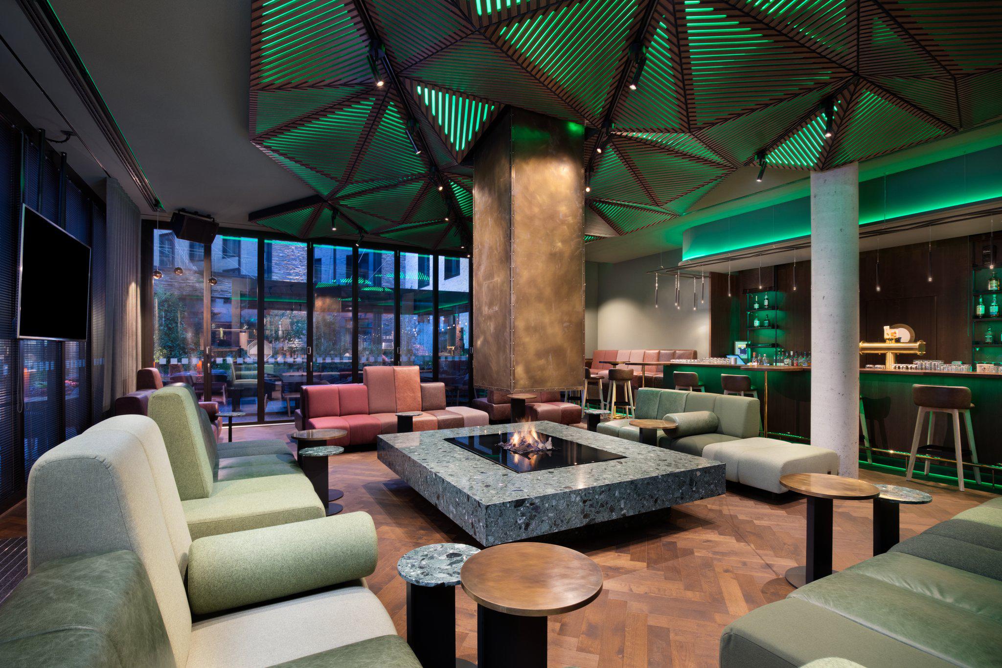 Фото отеля 1