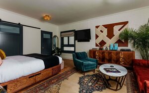 Гостиница Gold Diggers Hotel