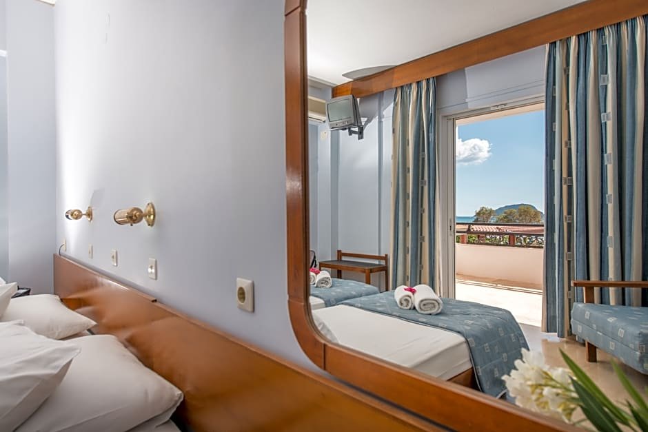 Фото Astir Beach