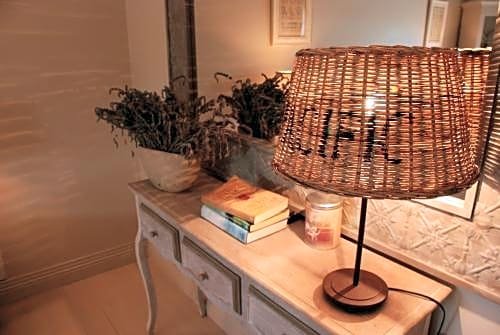 Фото Red Feather Inn