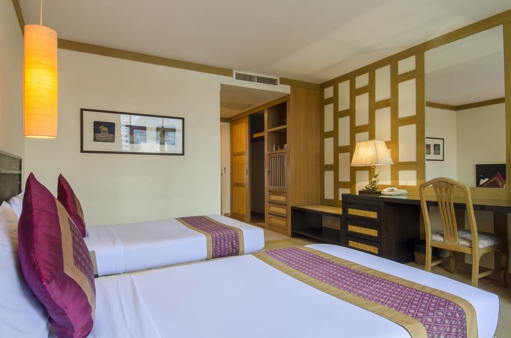 Фото The Tarntawan Hotel Surawong Bangkok