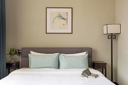 Фото Carnarvon House