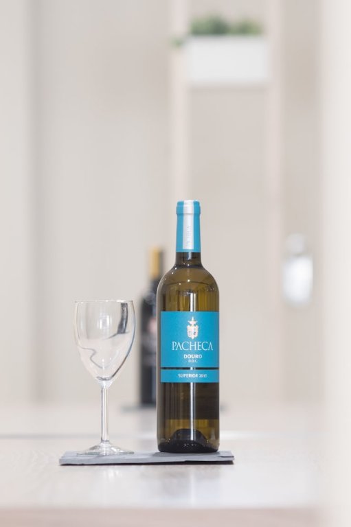 Фото Almada Wine House