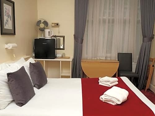 Фото Arran House Hotel