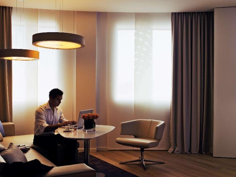 Фото Pullman Brussels Centre Midi