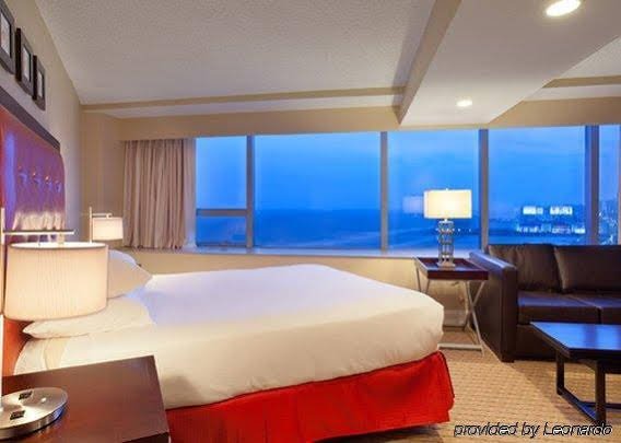 Фото Atlantic Palace Suites