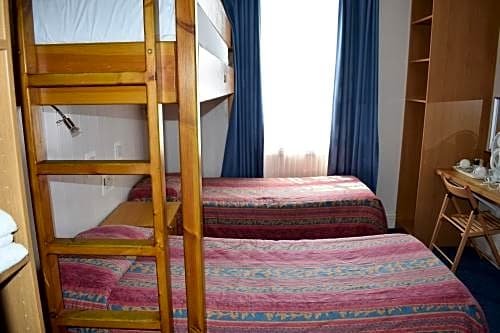 Фото MacDonald Hotel