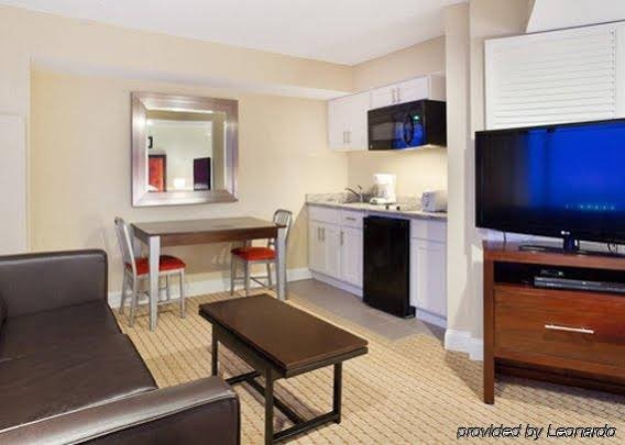 Фото Atlantic Palace Suites