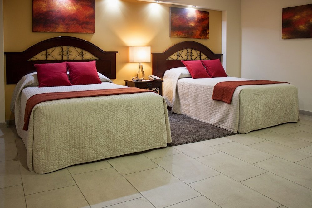 Фото Hotel La Mesa