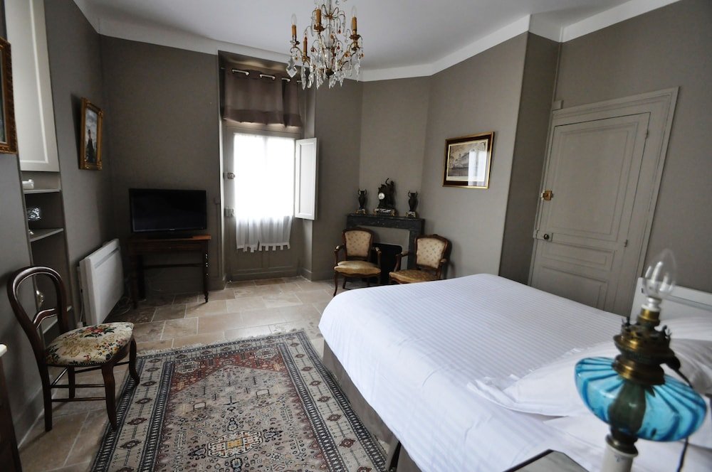 Фото Hôtel de Panette - Chambres historiques