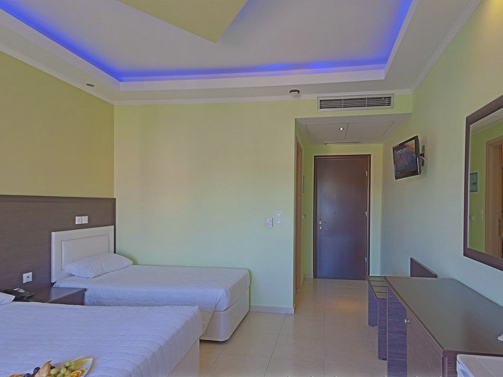 Фото Grand Platon Hotel