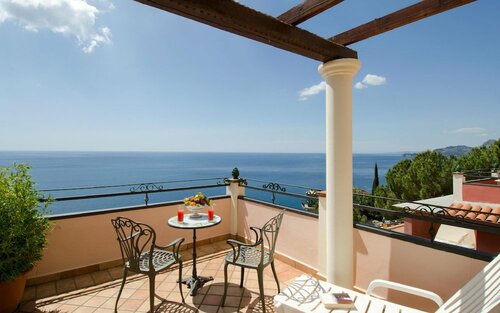 Гостиница Baia Taormina Hotel