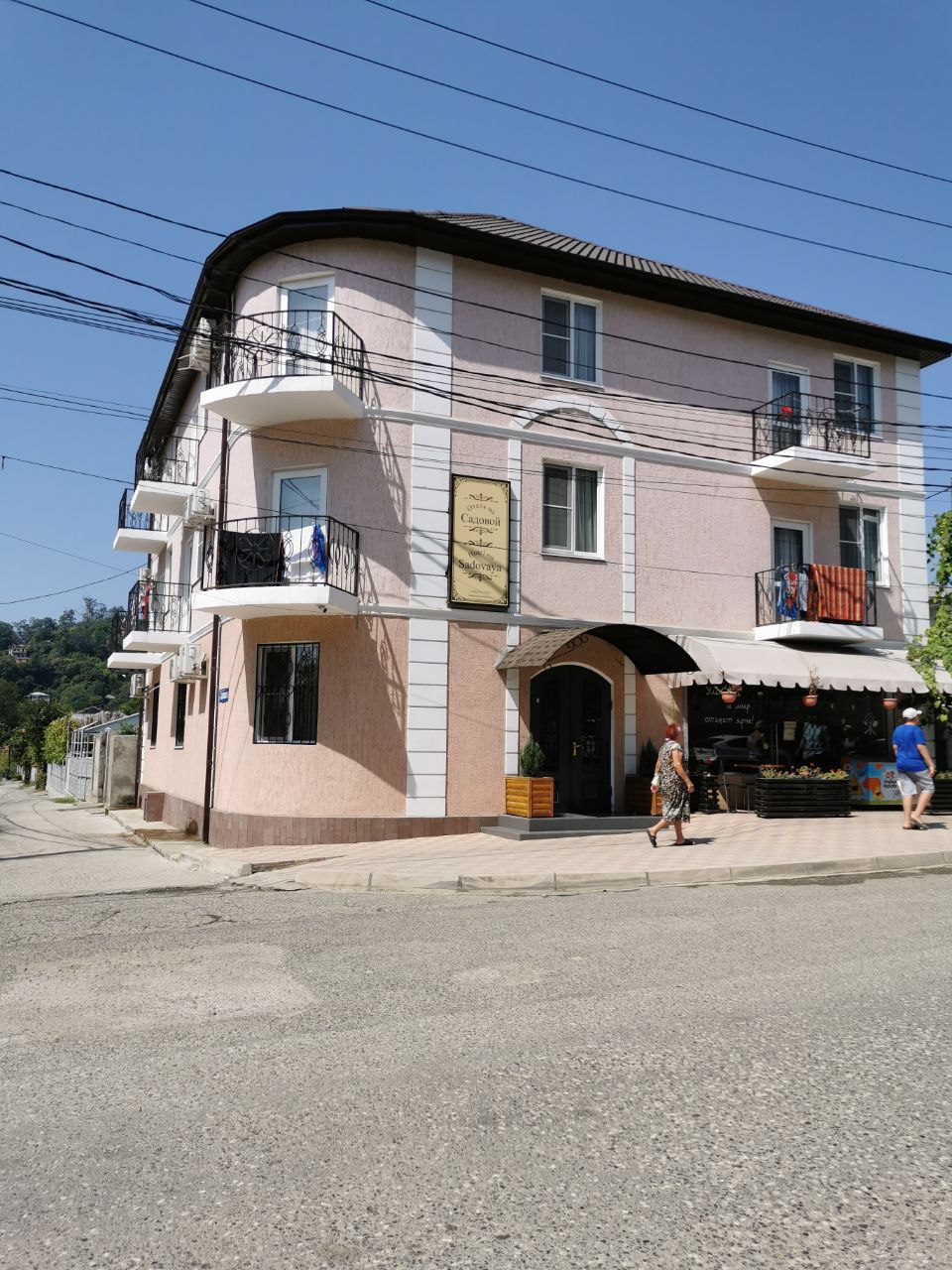 Фото отеля 1