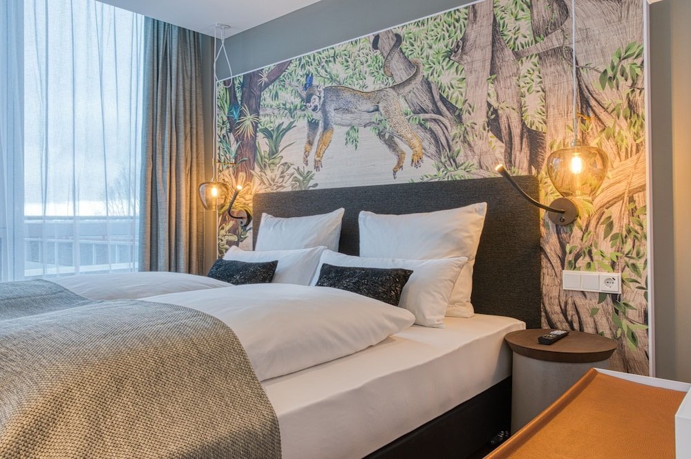 Фото NinetyNine Munich Airport