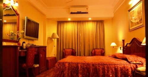 Фото Hotel Highway View