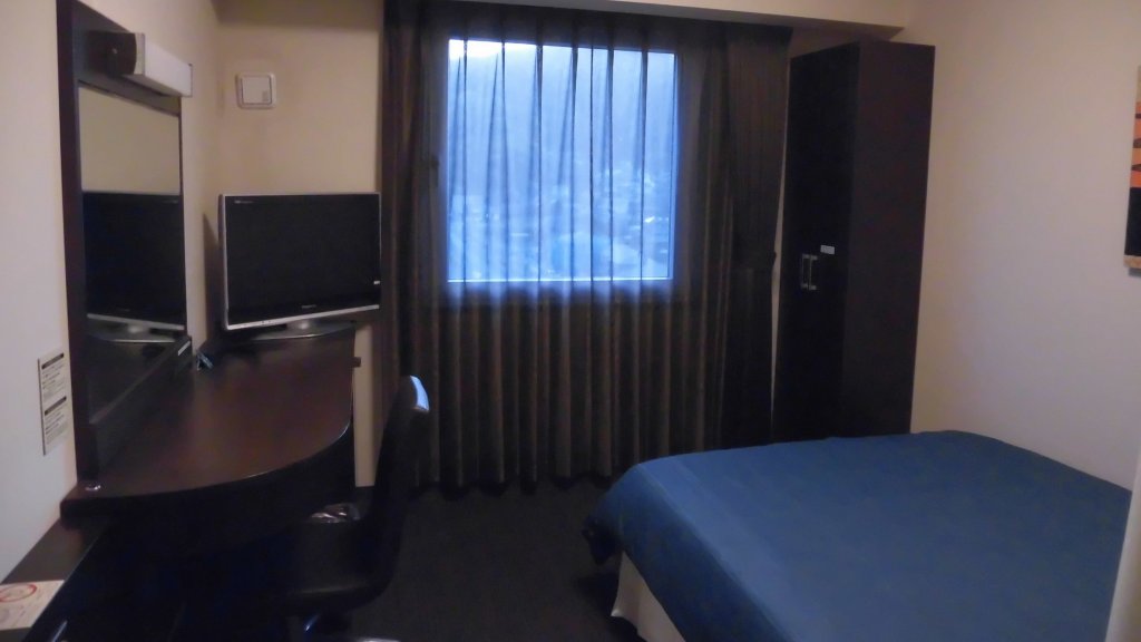 Фото Hotel Route-Inn Kanda Ekimae