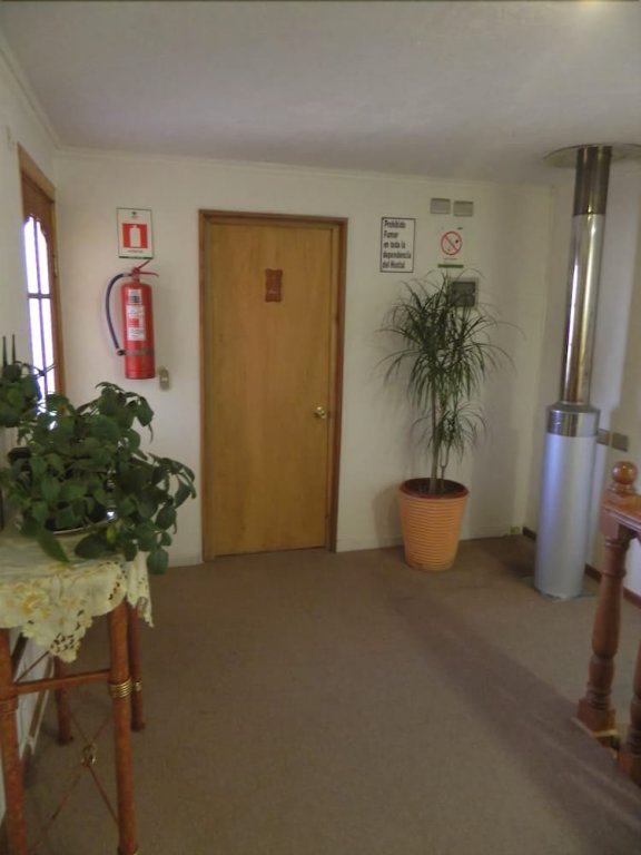 Фото Hostal Casa Familia