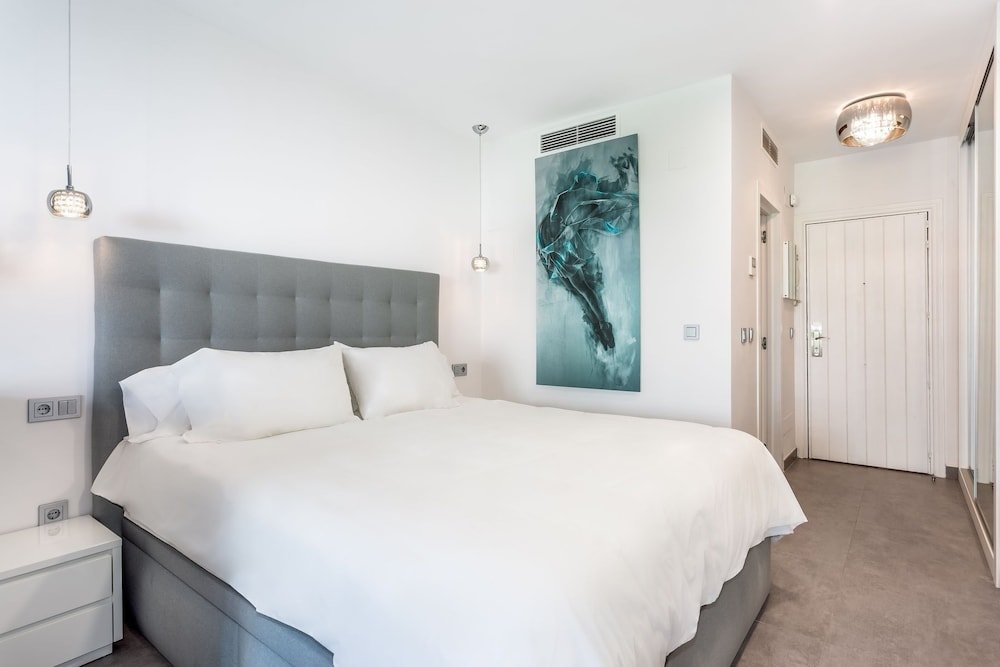 Фото Luxury Villa Puerto Banus