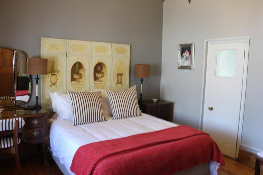 Фото St Phillips Bed & Breakfast