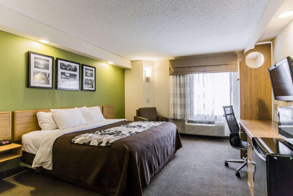 Фото Rodeway Inn At Six Flags