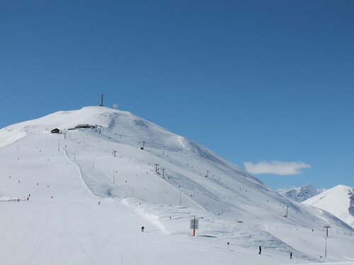 Жильё посуточно Enticing Holiday Home in Livigno near Ski Area в Ливиньо