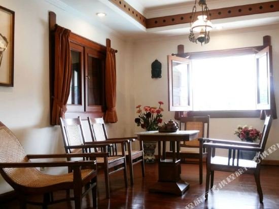 Фото Kresna Hotel Wonosobo