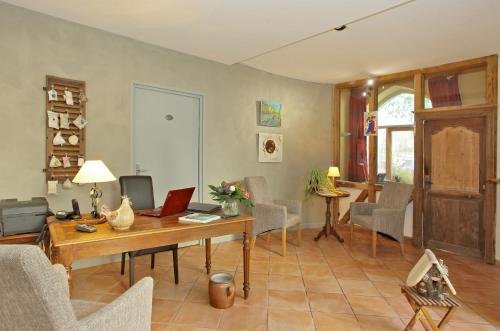 Фото Hôtel Le Quatorze