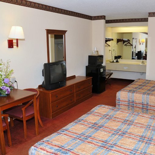 Фото FairBridge Inn & Suites Hawkinsville