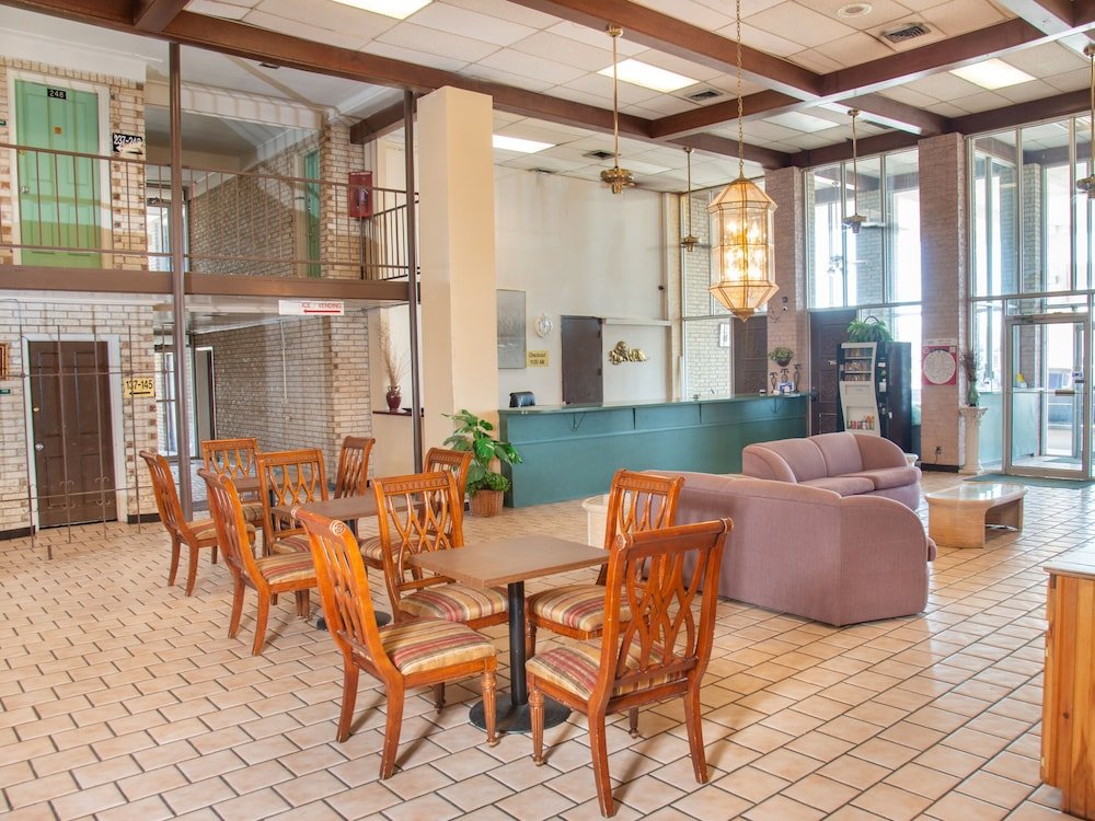 Фото Rhinefield House Hotel