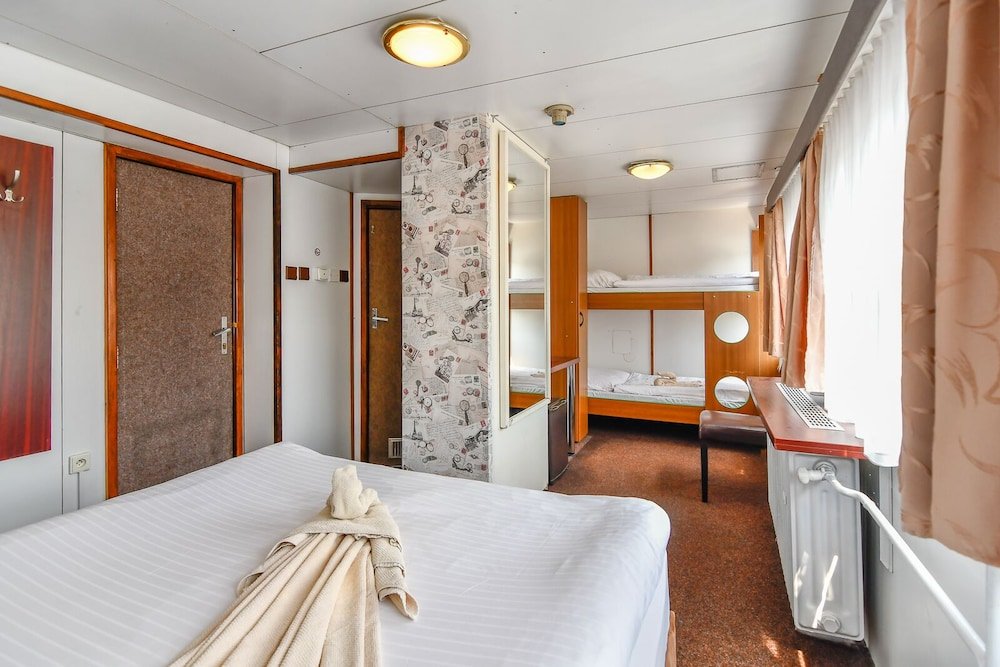 Фото Botel Vodník
