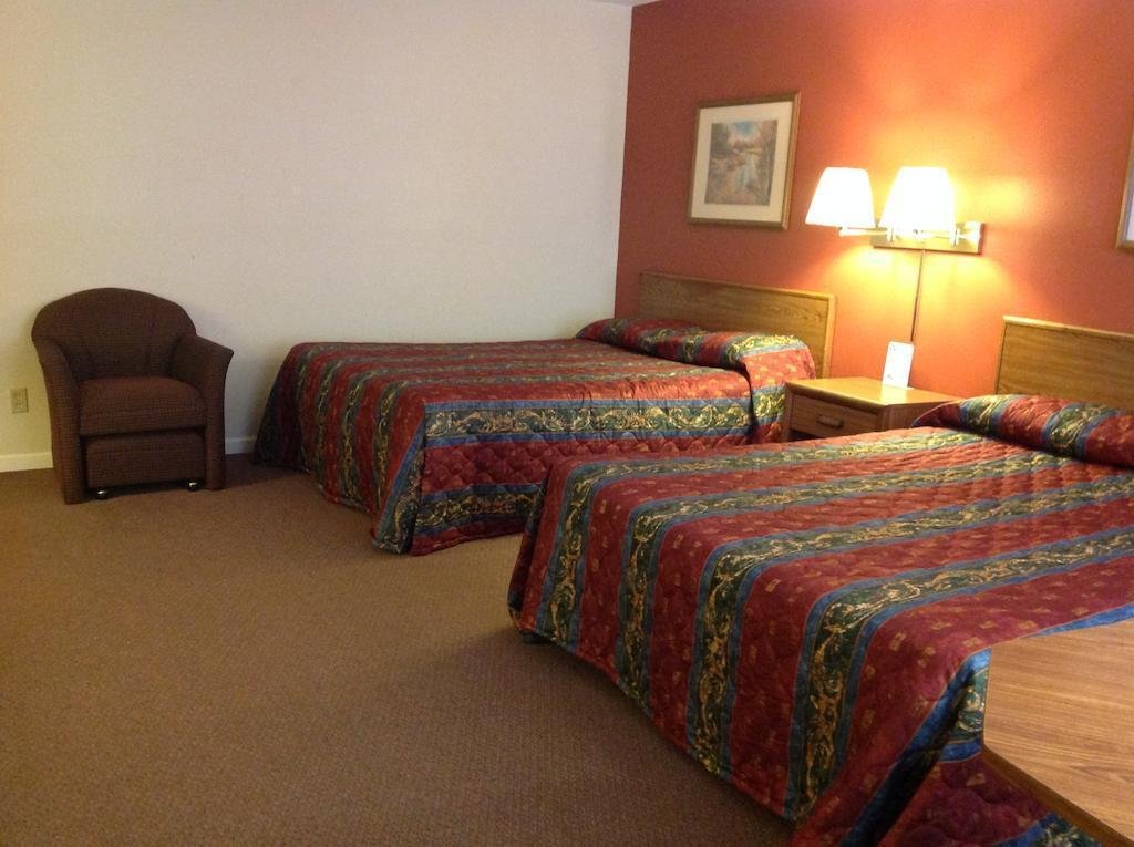 Фото Knights Inn Kirksville