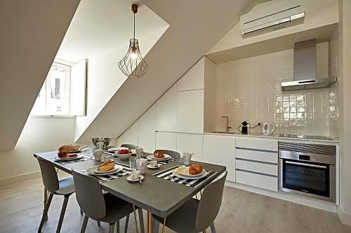 Фото Lisbon Downtown Luxury Family Residence