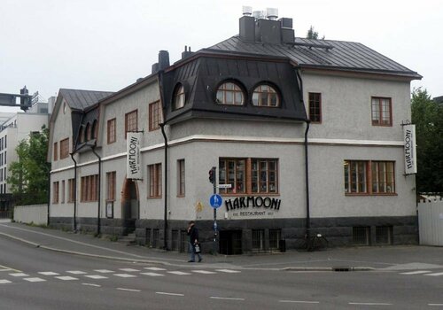 Гостиница Harmooni Suites в Кески-Суоми