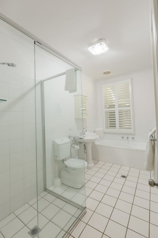 Фото Cockfighters Ghost Vineyard Accommodation