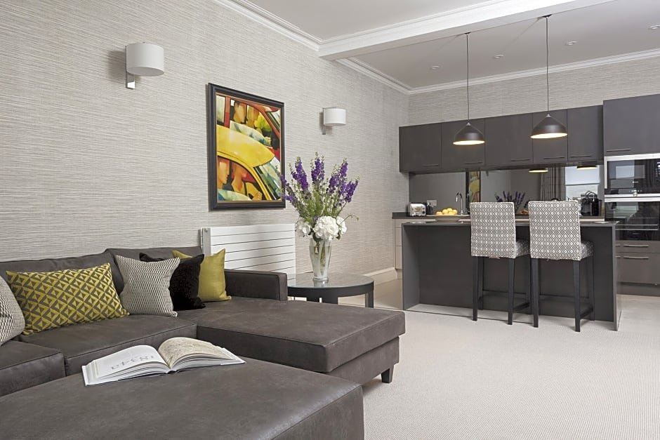 Фото The Chester Residence